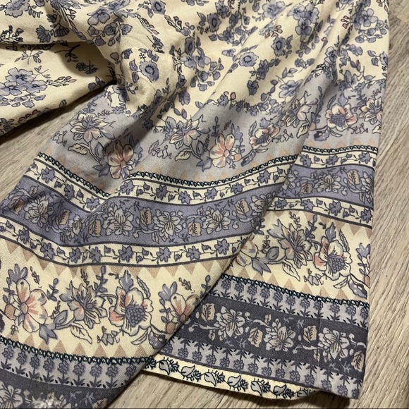 Japna tie up floral boho wrap top - size medium - Picture 5 of 5